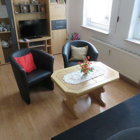 Ferienwohnung Zahn Oelsnitz  Ngoại thất bức ảnh