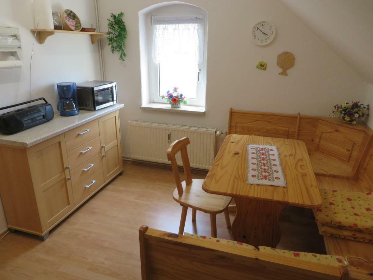 Ferienwohnung Zahn Oelsnitz  Ngoại thất bức ảnh